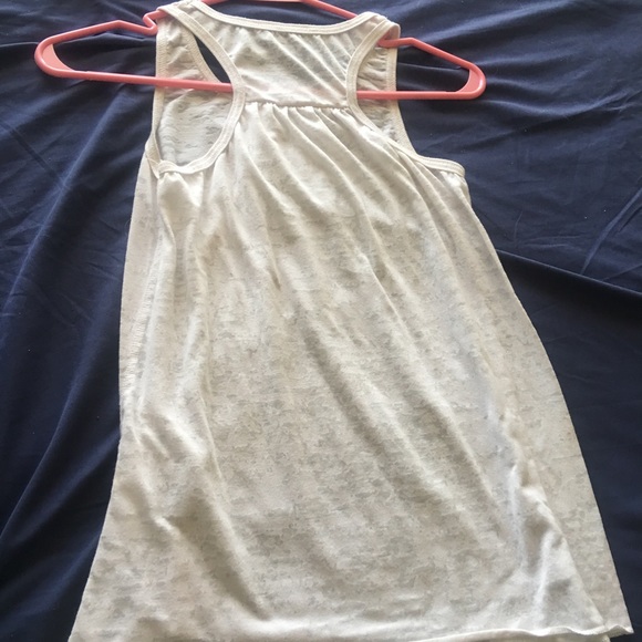 Activewear 💪- Soft White Tank (used) - Picture 2 of 2